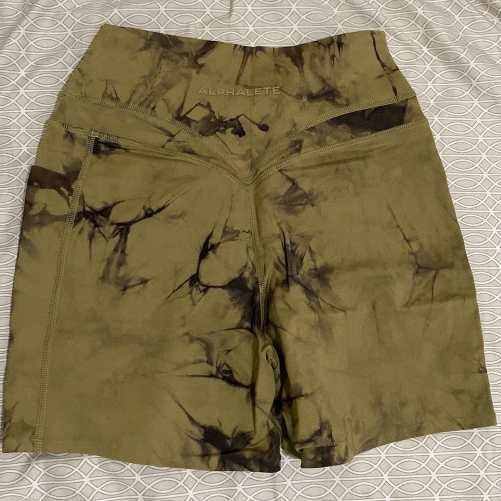 Alphalete Shorts